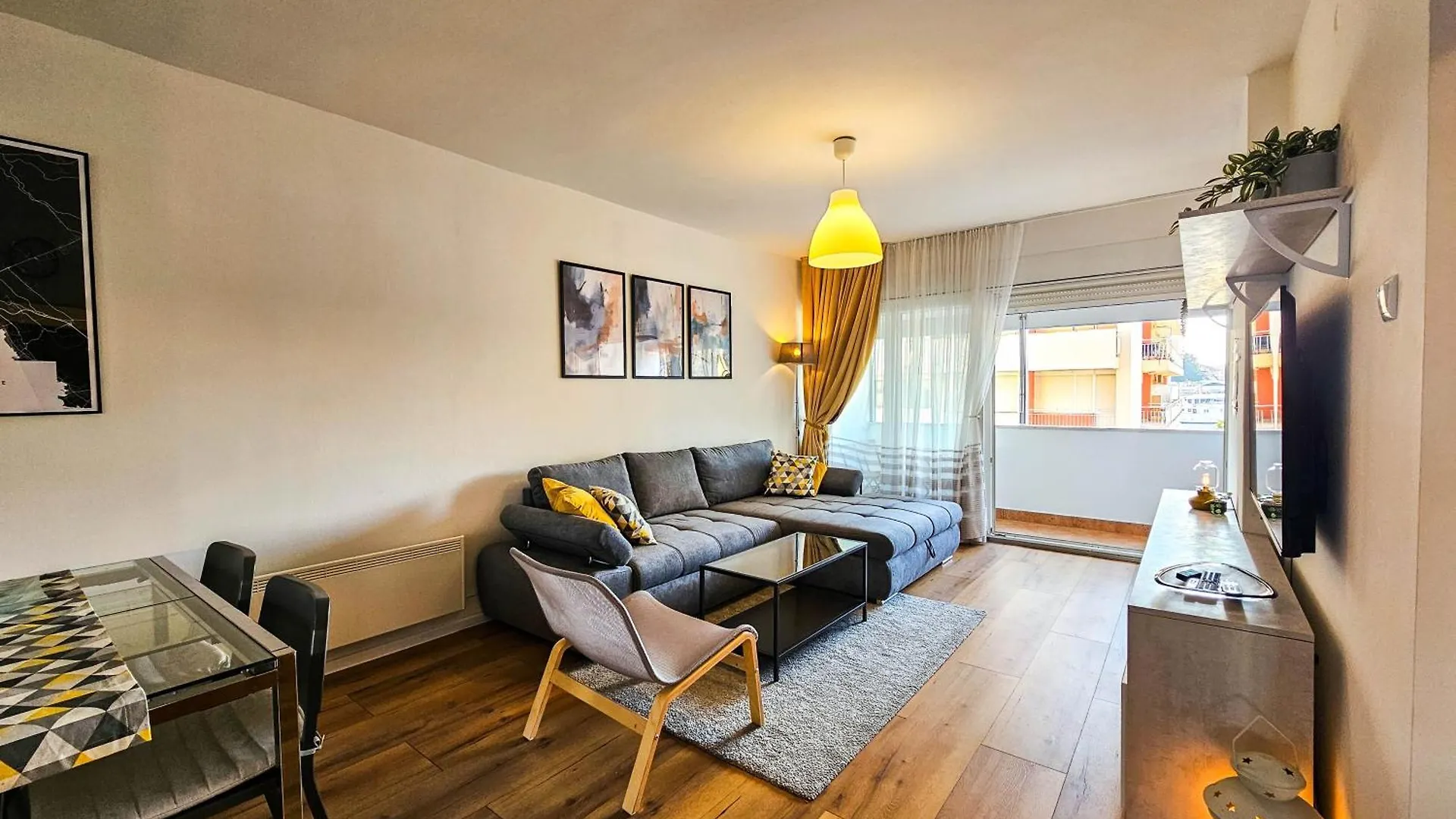 Apartment Mari Zara 0*,  Croazia